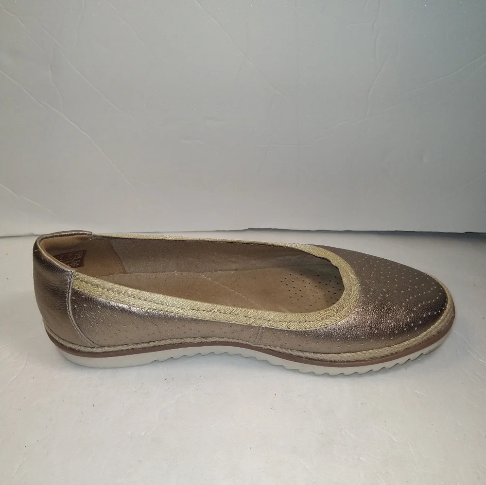 Clarks Serena Kellyn Metallic Gold Slip On Shoes Women's sz 8W